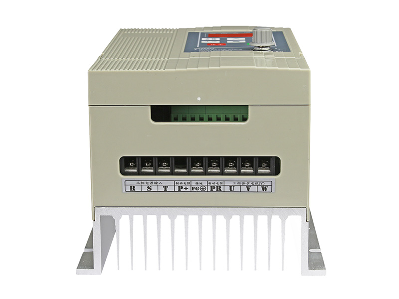 4000H通用變頻器，變頻器三相380V，變頻器廠家，電機(jī)變頻器
